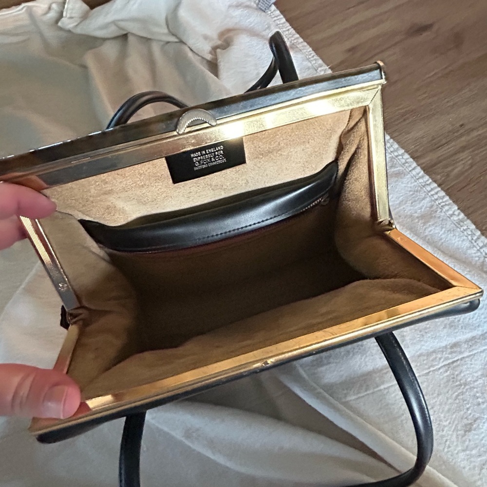 Vintage snap top purse. Black - Picture 2 of 14